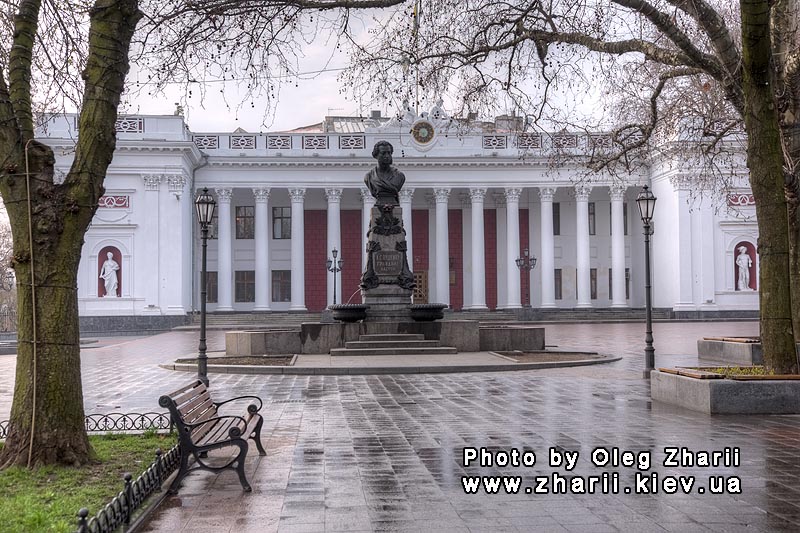 Одесса, горсовет, памятник А.С.Пушкину