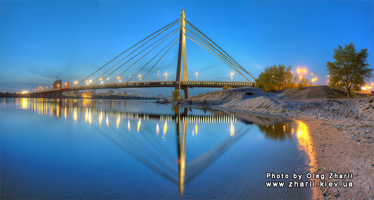 Kyiv, Moskovskiy Bridge