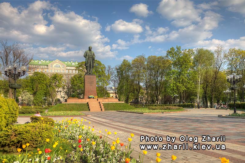 Kyiv, monument to Taras Shevchenko