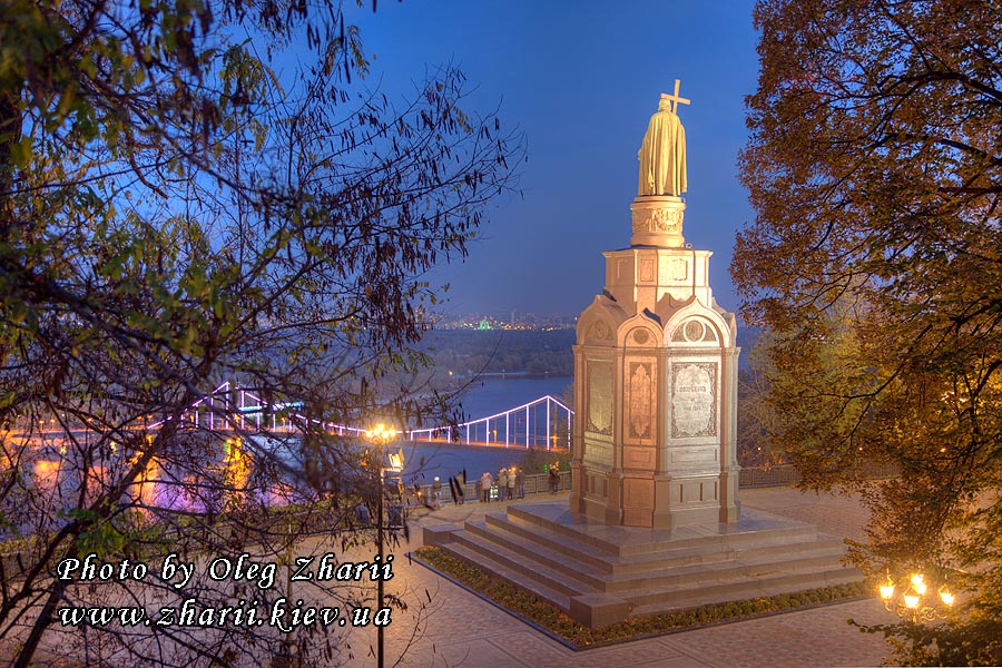 Киев, памятник Владимиру Великому