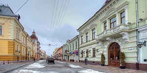 [ru]Улица Ольги Кобылянской[en]Olga Kobylyanska Street