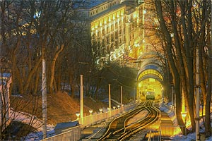 [ru]Киев, фуникулер[en]Kyiv, funicular
