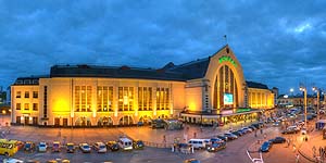 [ru]Киев, Центральный железнодорожный вокзал[en]Kyiv, Main Railway Station