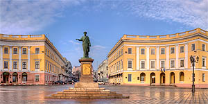 [ru]Одесса, памятник Ришелье[en]Odessa, Monument to Richelieu