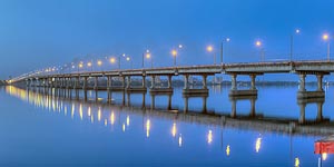 [ru]Днепропетровск, Центральный мост[en]Dnipropetrovsk, Central Bridge