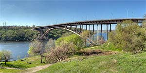 [ru]Запорожье, арочный мост и вид на остров Хортица[en]Zaporizzhya, Arc Bridge and View of Khortitsa Island