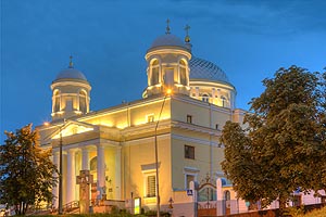 [ru]Киев, Александровский костел[en]Kyiv, Olekxandrivskiy Roman Catholic church