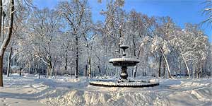 [ru]Киев, фонтан в Городском саду[en]Kyiv, Fountain in the City Garden