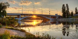 [ru]Киев, Русановский мост[en]Kyiv, Rusanovskiy Bridge