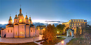 [ru]Киев, Михайловский собор[en]Kyiv, Mykhailivskiy Cathedral