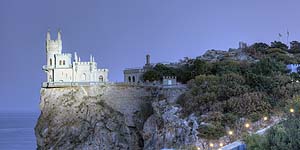 [ru]Крым, замок Ласточкино гнездо[en]Crimea, Swallow Nest Castle